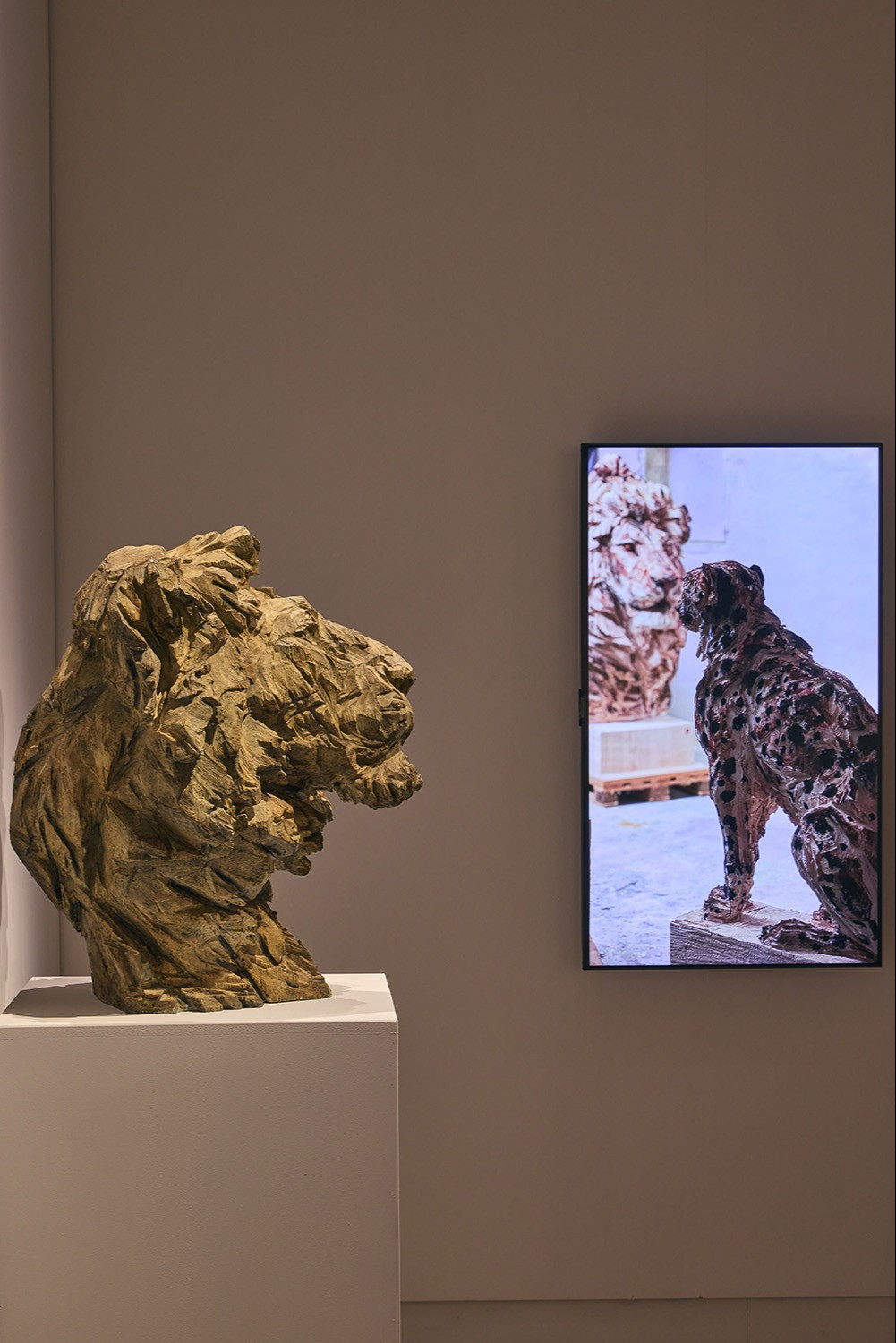 Group Exhibition Sauvage (6)