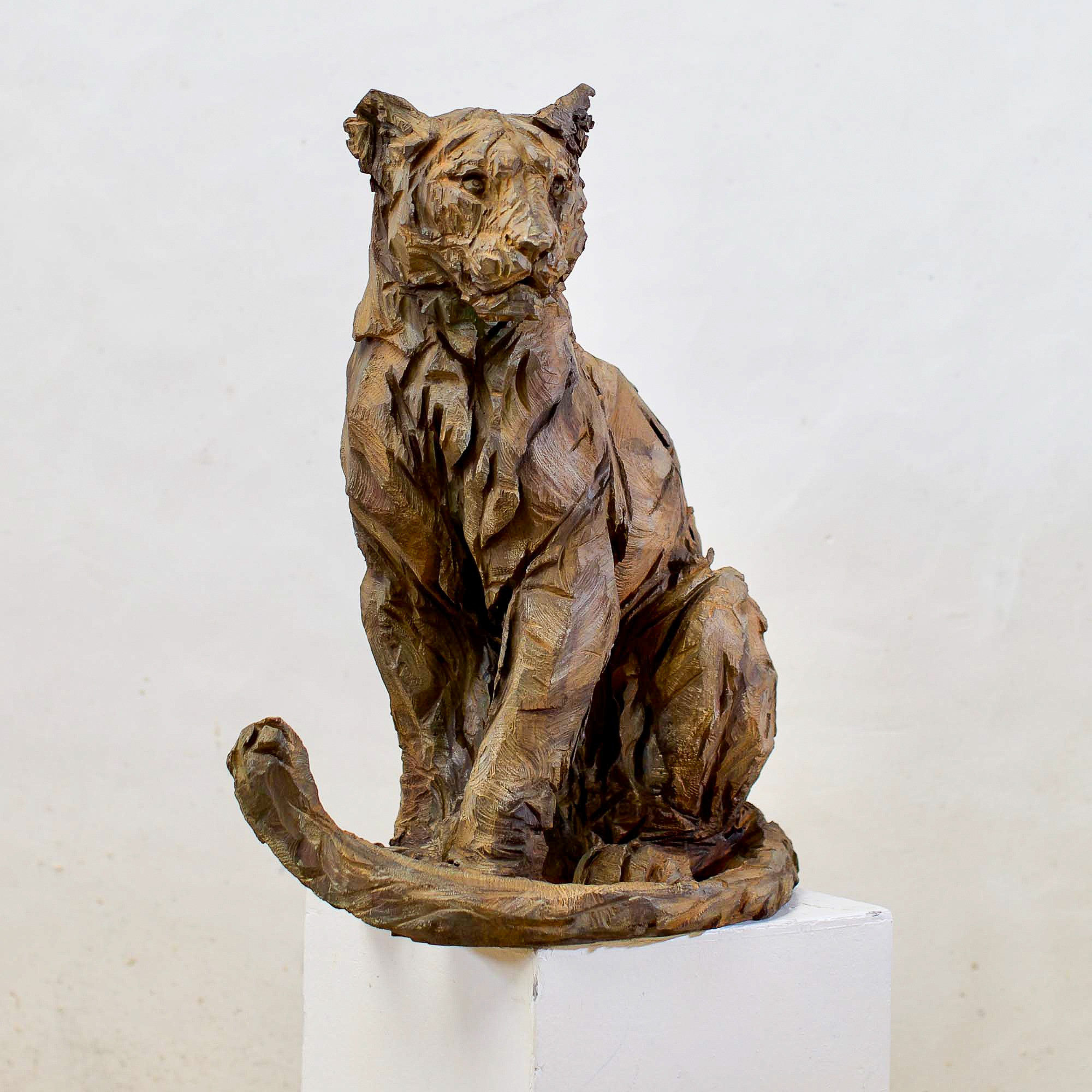 Jürgen Lingl - Sitting Panther